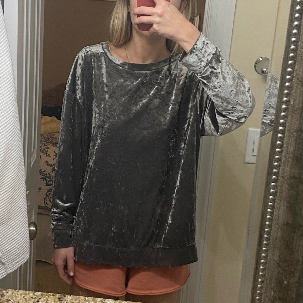 Velvet pullover